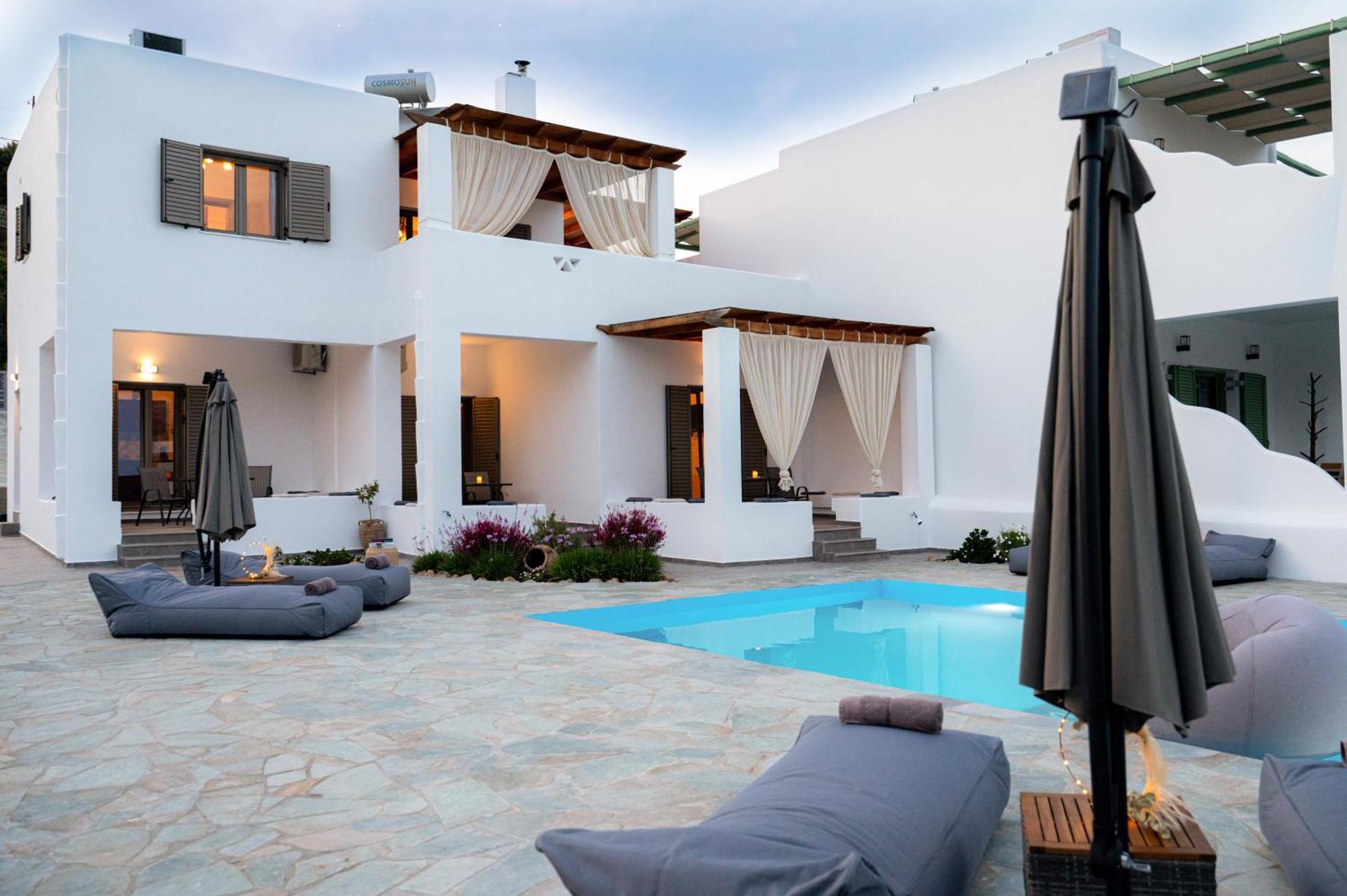 Sea And Sun Villa Kalamitsa Exterior photo