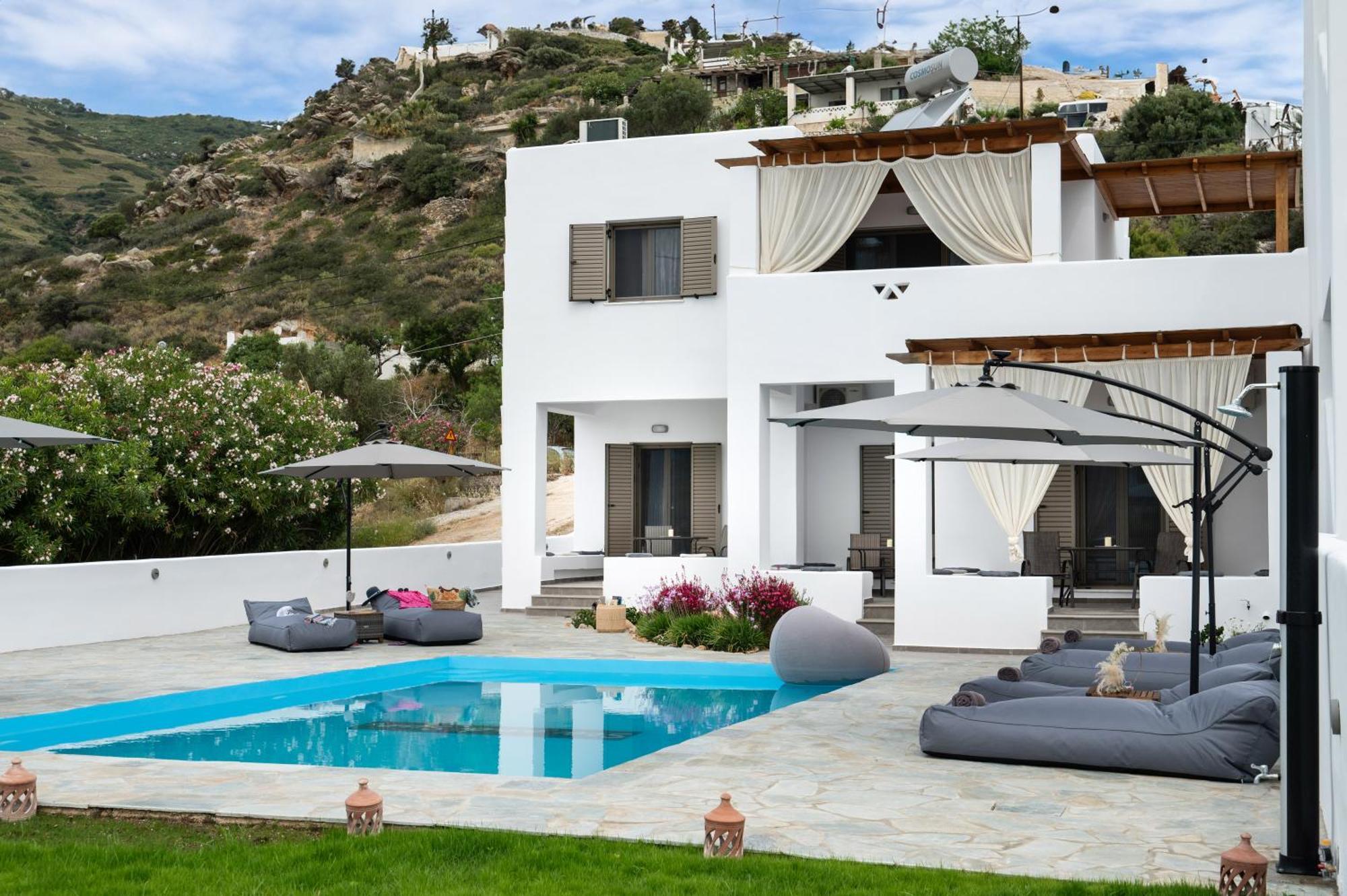 Sea And Sun Villa Kalamitsa Exterior photo