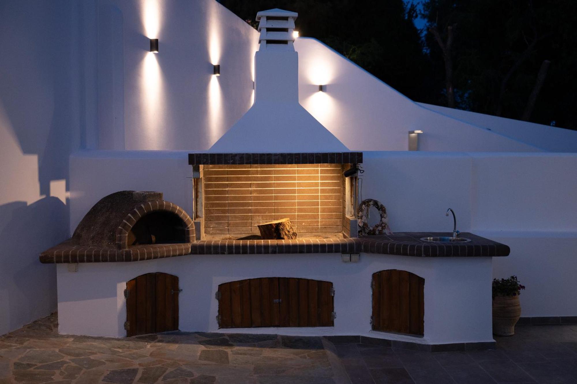Sea And Sun Villa Kalamitsa Exterior photo